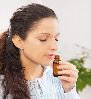 Pure Almond (Badam) Oil in Noida
